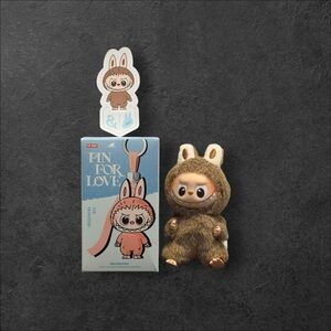 [AUTHENTIC] Pop Mart Labubu – Pin for Love Plush Pendant - “&”